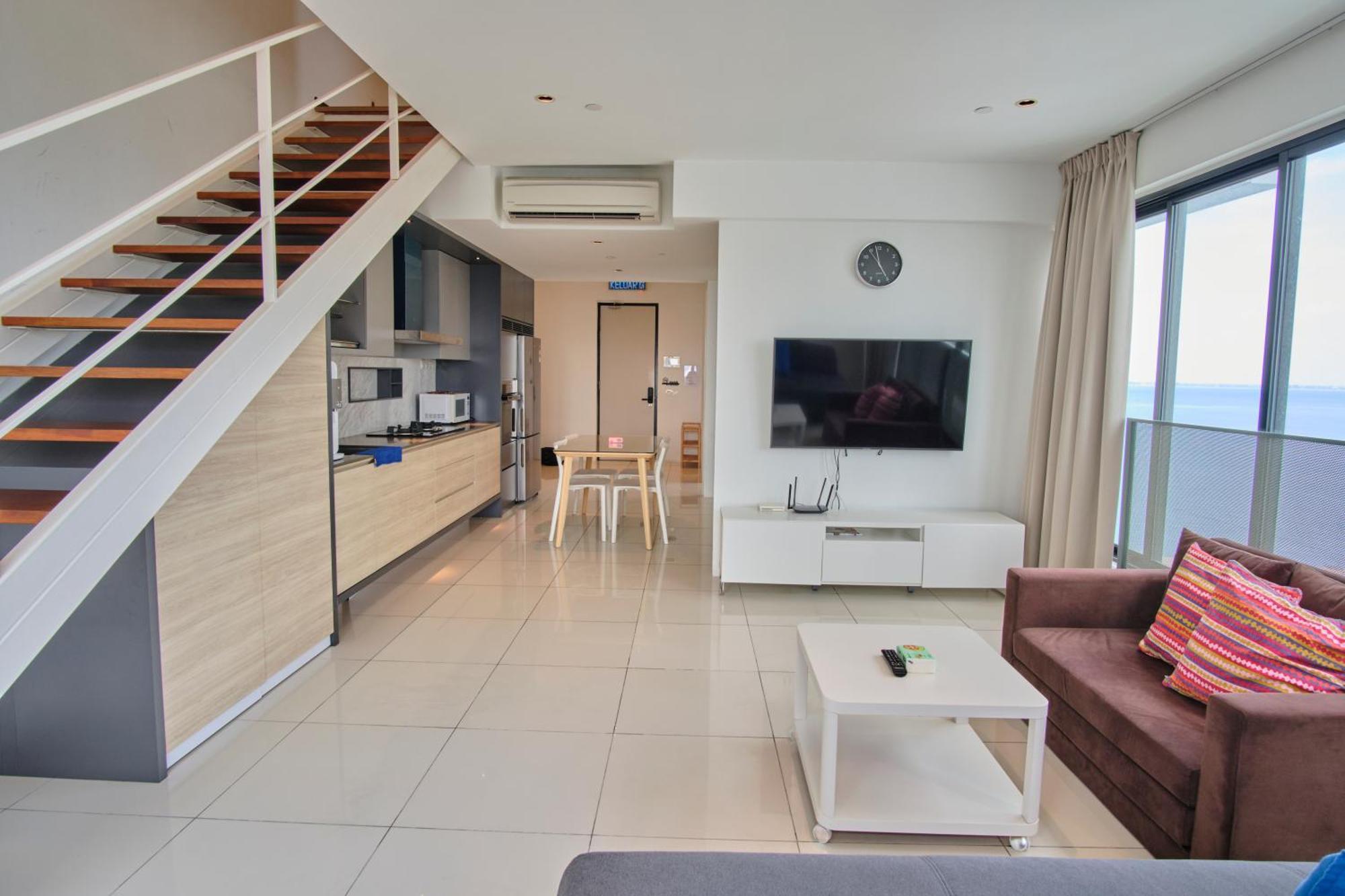 Sunrise Gurney Apartment George Town