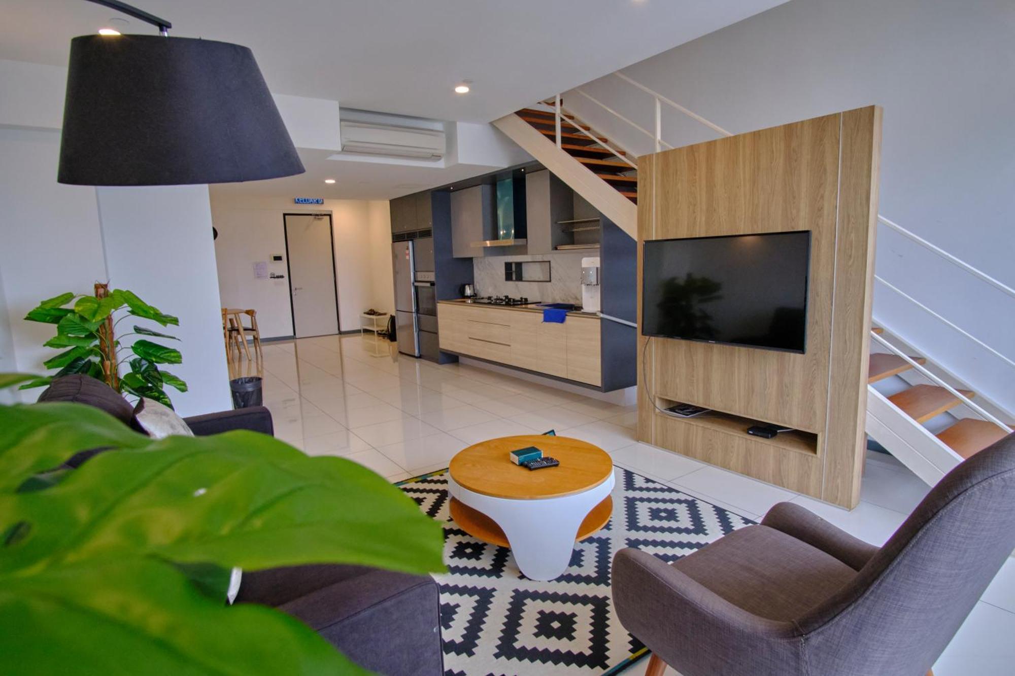 Sunrise Gurney Apartment *