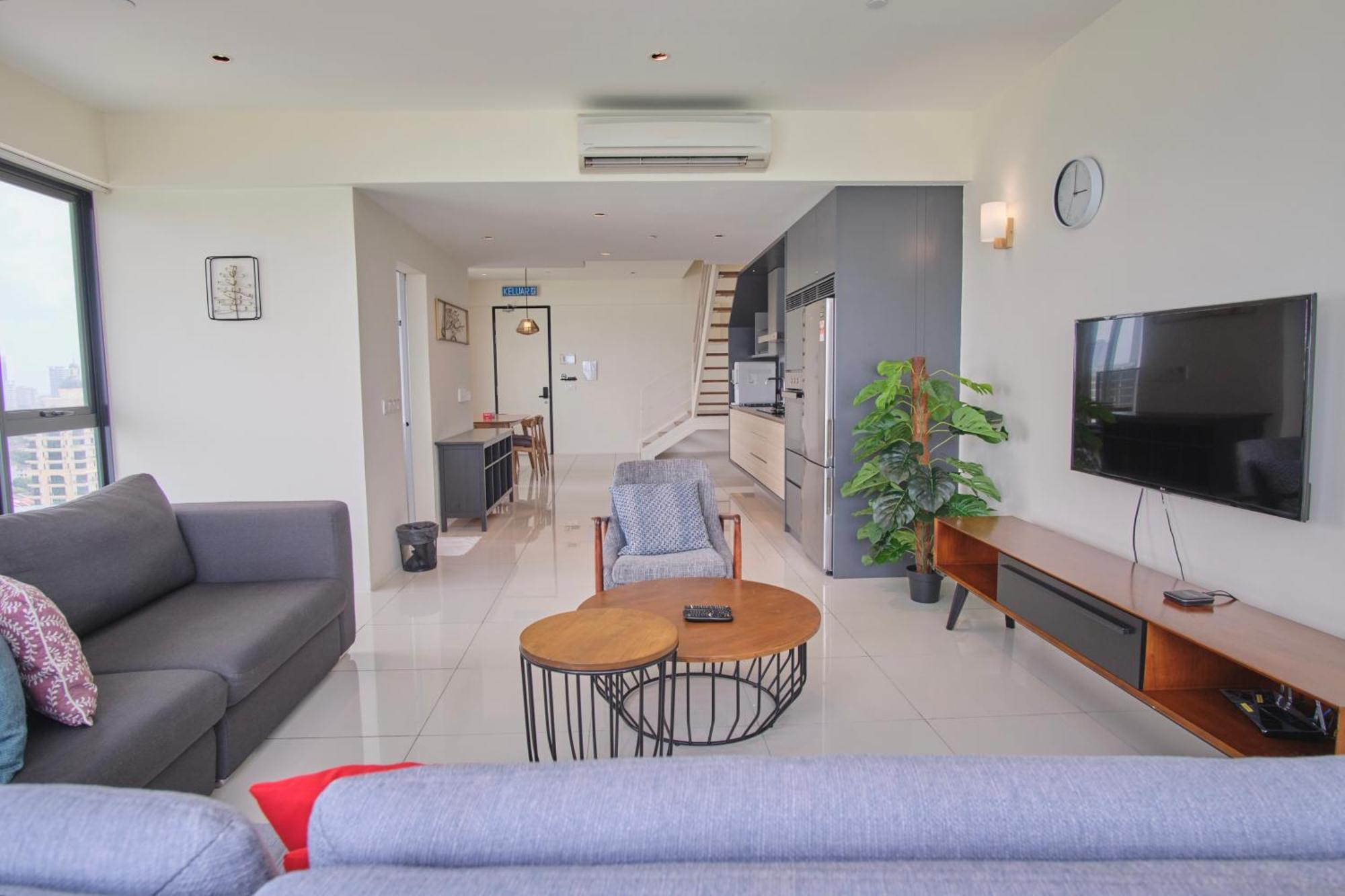 Sunrise Gurney Apartment George Town
