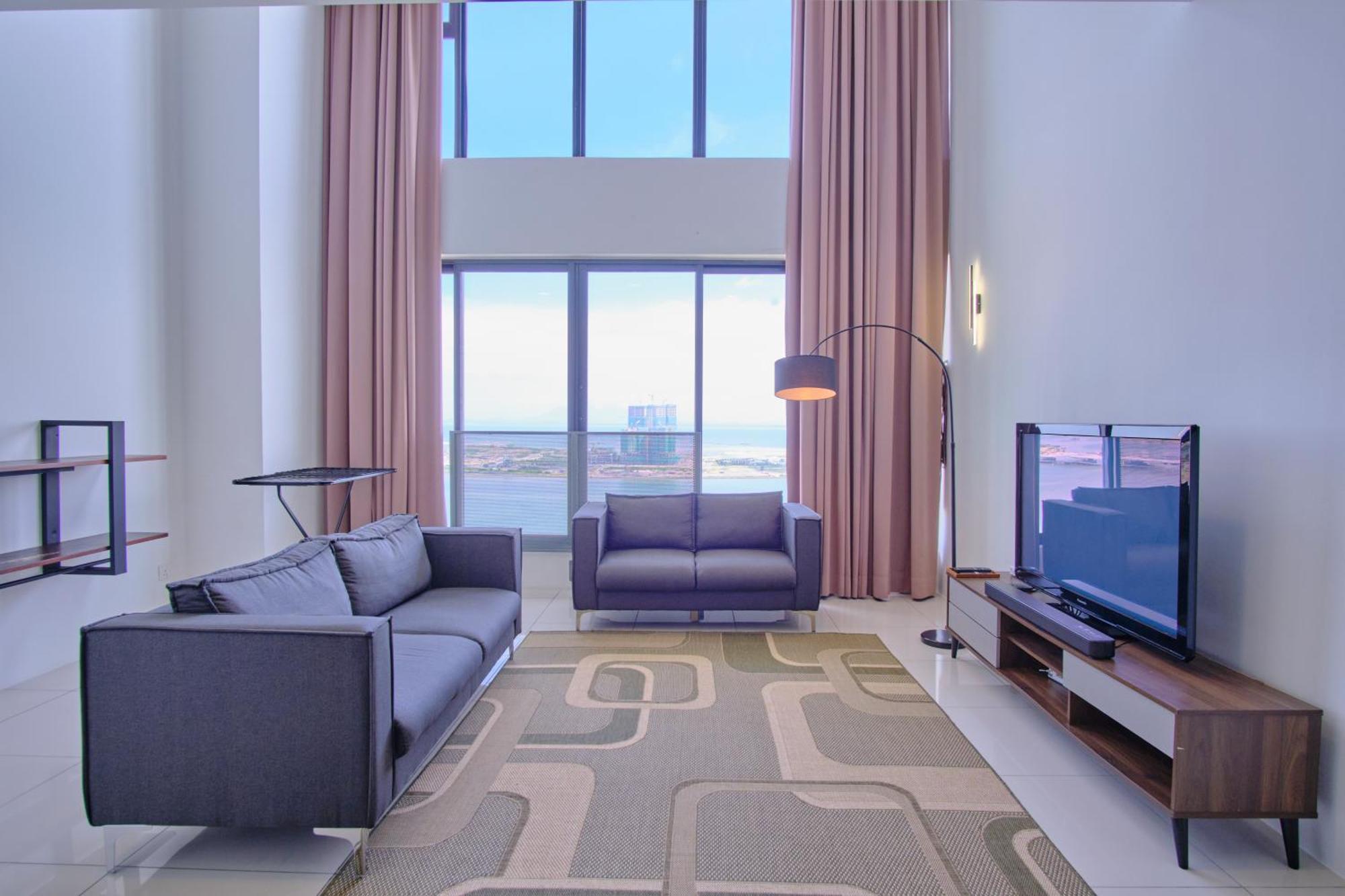 Sunrise Gurney Apartment *